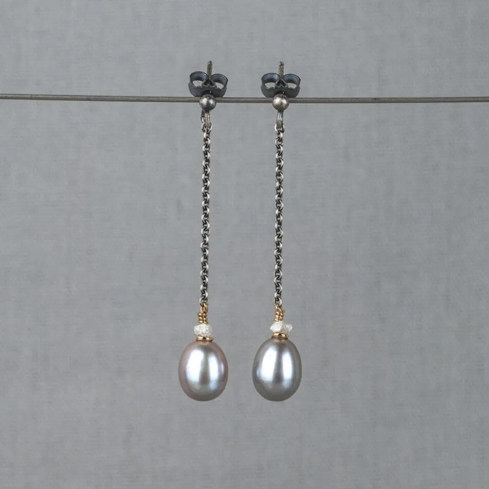 Jéh Jewels Lang Ohrstecker | Pearls-Ohrring aus Silberoxyd + vergoldete graue Perle + Rohdiamant