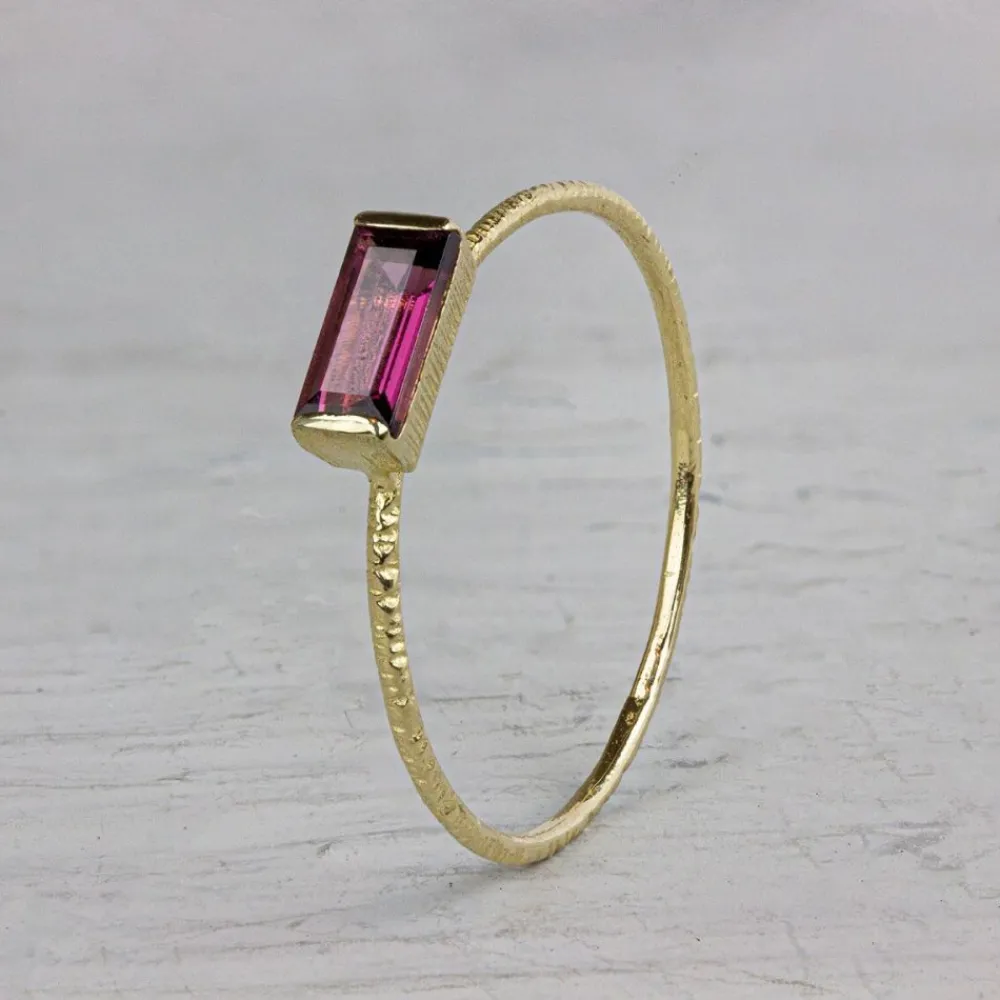 Jéh Jewels N.o.o.r. & 14 Carat-Ring N.O.O.R. Rhodolite Rechteck