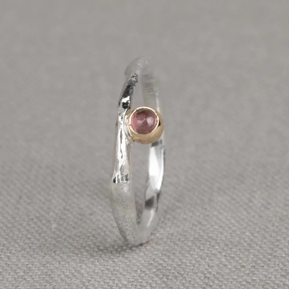 Jéh Jewels Mix & Match & 9 Carat | Edelsteine-Ring Silber + 9 Karat + käferrosa Turmalin
